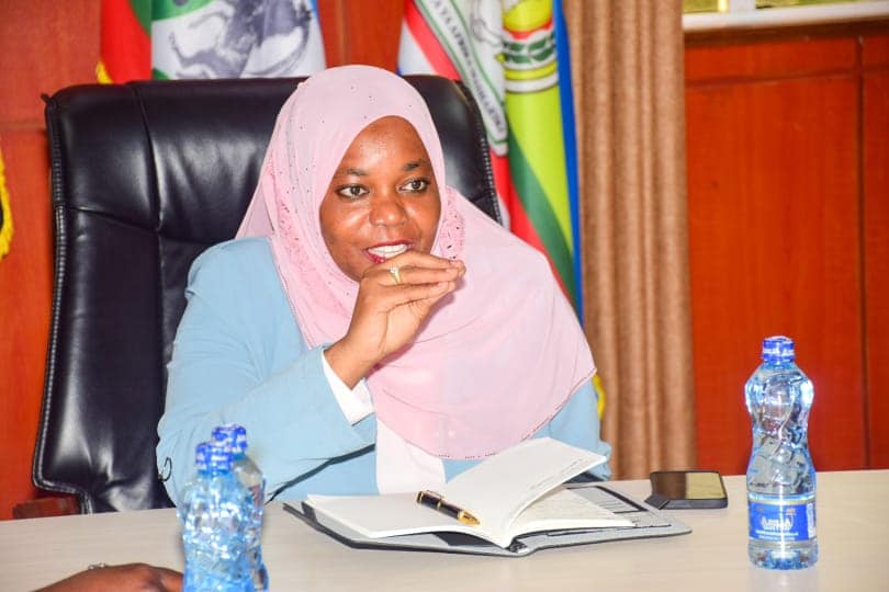 Hon Fatuma Achani